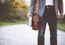 Ile lat pracy musi mieć nauczyciel Aby przejść na emeryturę?