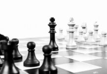 Na czym polega przywództwo sytuacyjne?