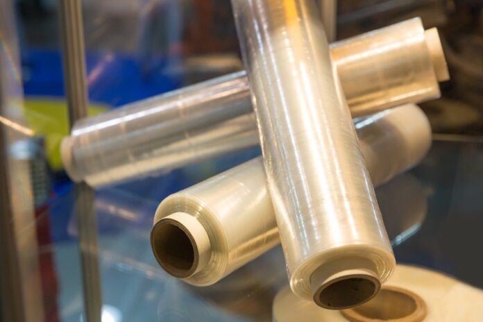 W jakie materiały do pakowania warto się zaopatrzyć